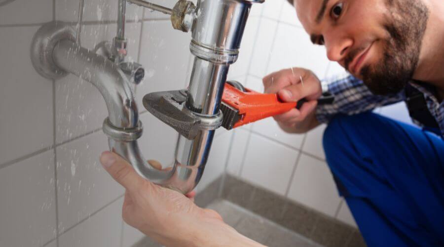 Professional clogged toilet repair services in Cowley, WY